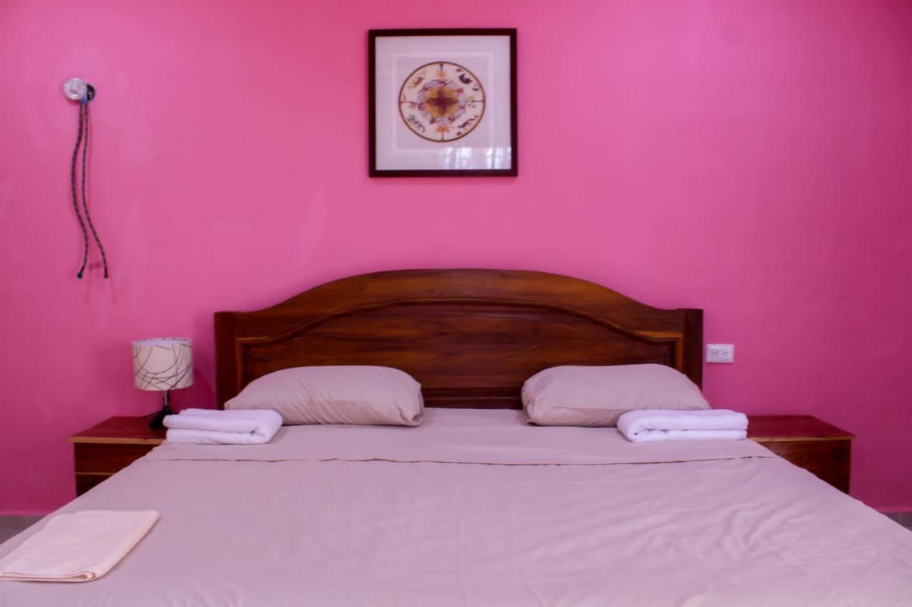Ecohotel Shalom 巴利亚多利德 外观 照片