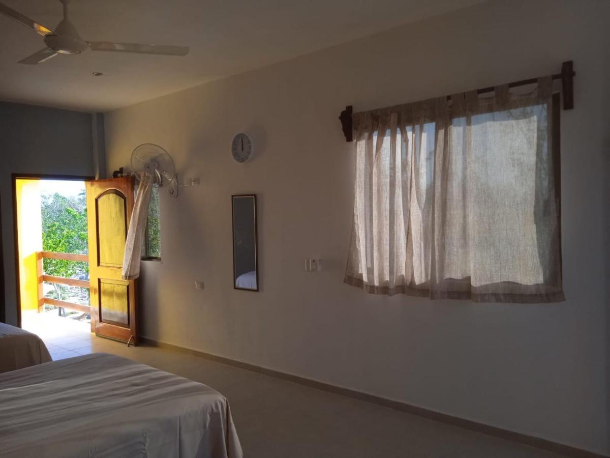 Ecohotel Shalom 巴利亚多利德 外观 照片